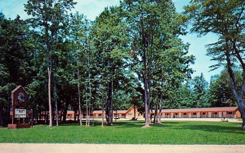 Mountain Valley Lodge & Campground - Vintage Postcard (newer photo)